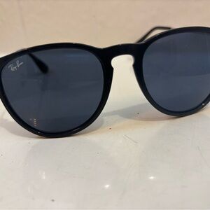 Ray-Ban Dark Frame Sunglasses